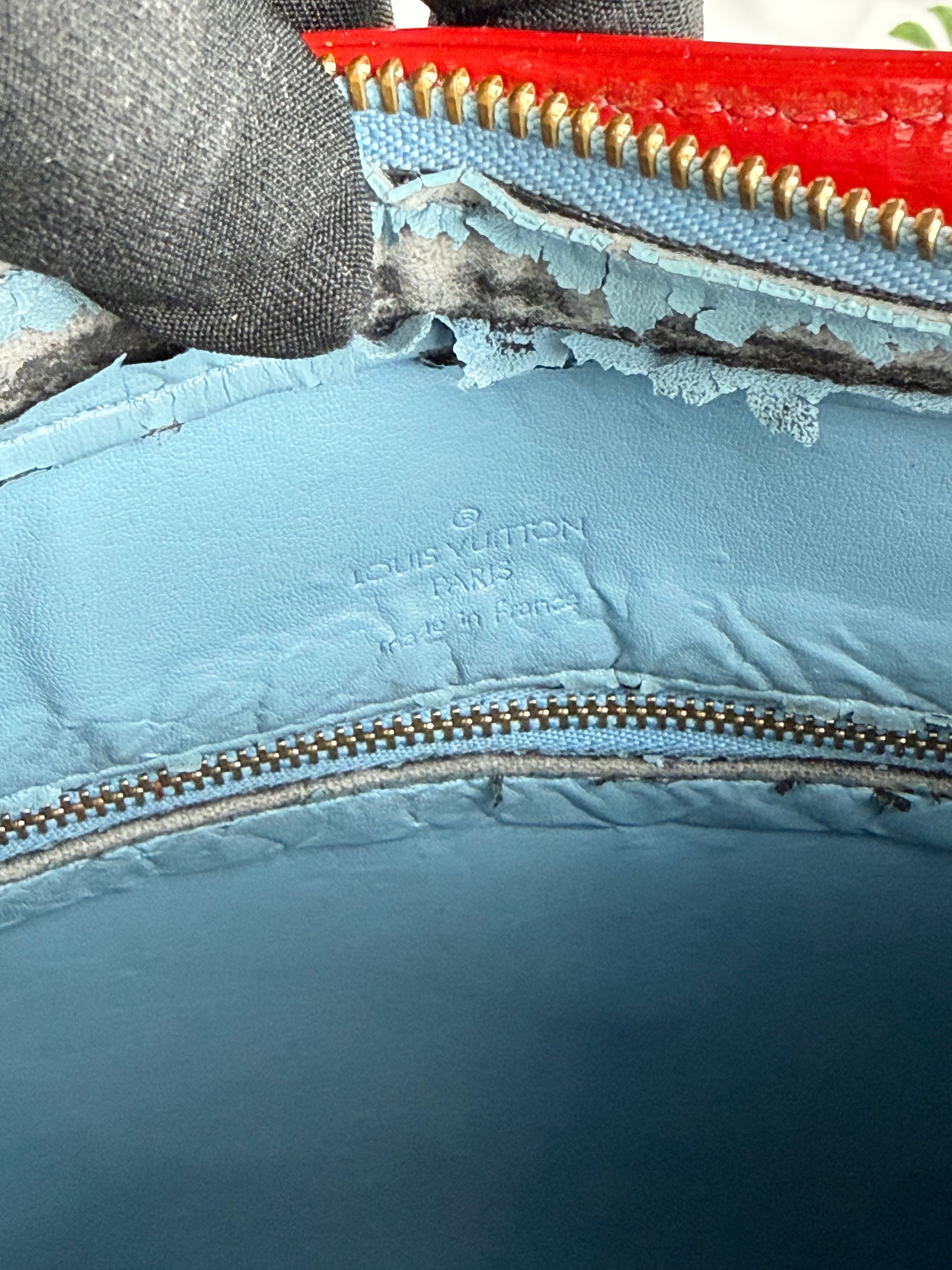 Louis Vuitton authentic vintage bag✅