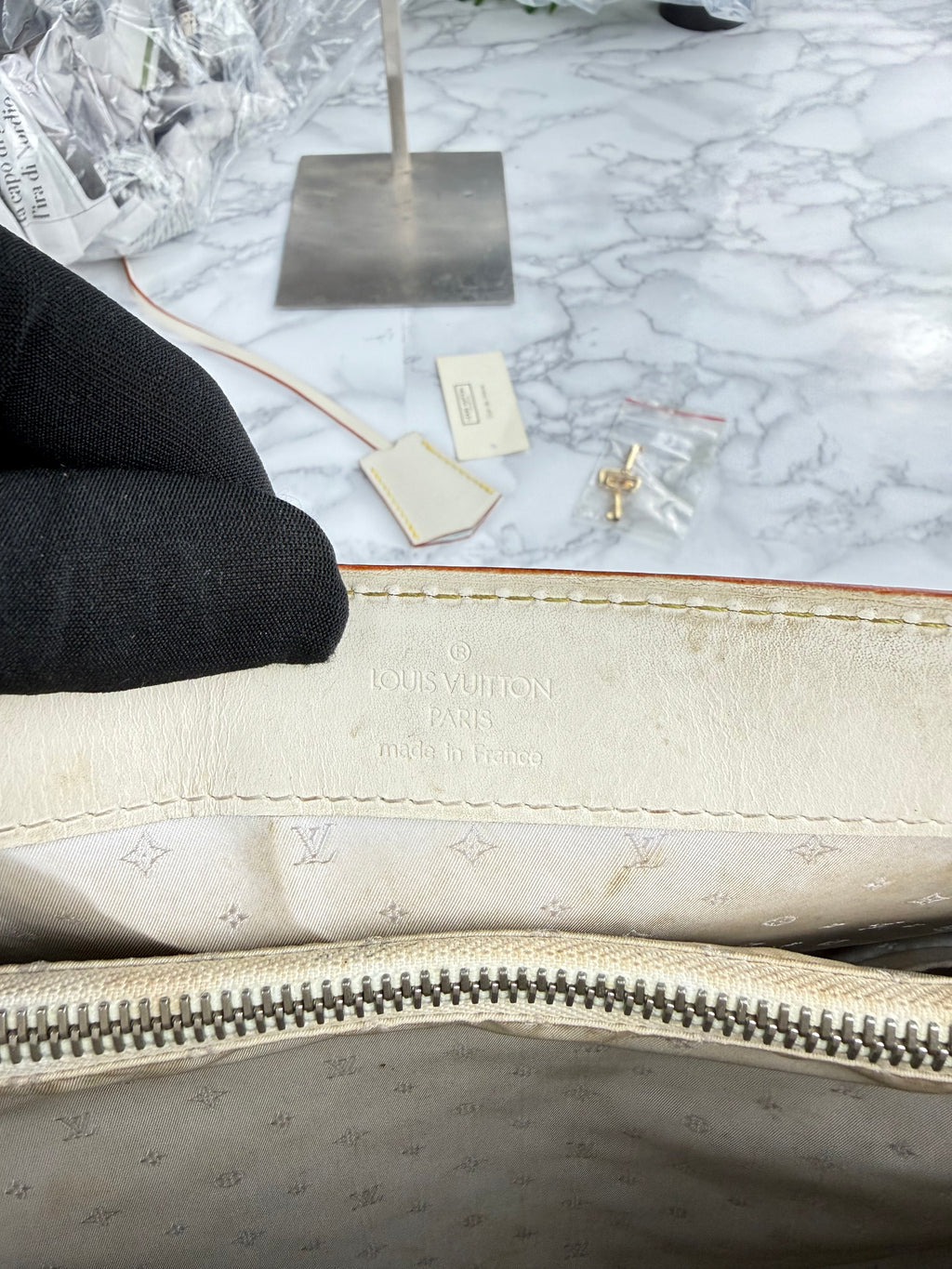 Louis Vuitton authentic bag ✅